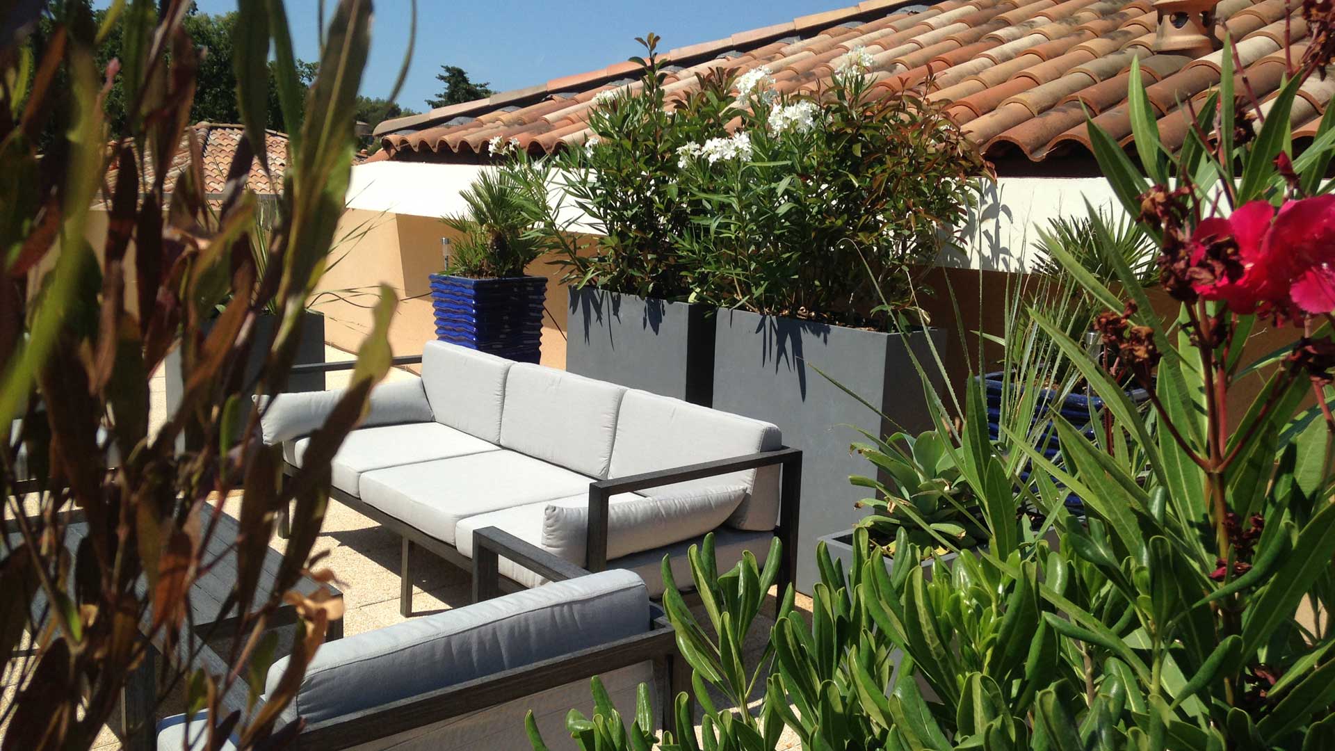 Création de terrasses, jardin, massif sans entretien à Toulon